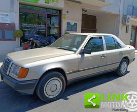 MERCEDES-BENZ 200 E