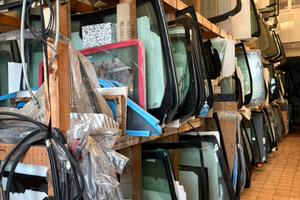 Vetri per automezzi d’epoca dal 65 al 2000