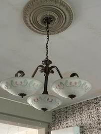 Lampadario in ferro battuto