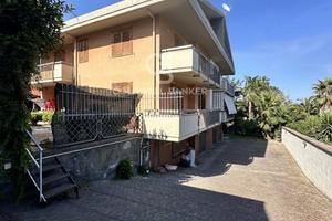 Villa bifamiliare - Aci Catena