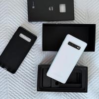 SAMSUNG S10+