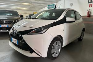 Toyota Aygo 1.0 VVT-i 69 CV 5 porte x-cool