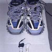 Balenciaga track