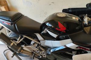 CBR 929