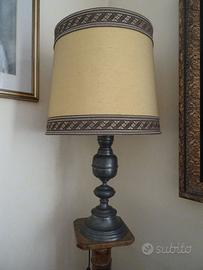 Grande lampada fusto in peltro