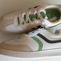 Bellissime scarpe UNISEX taglia 35 nuove