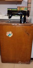 Singer cucitrice con mobile