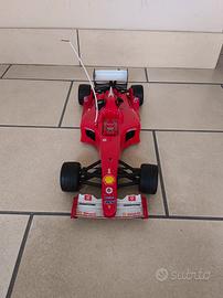 Ferrari F2004 Kyosho DeAgostini 1:8 Motore scoppio