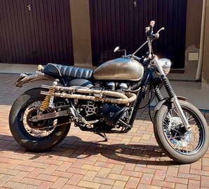 Triumph scrambler 900 valuto permute con vespa