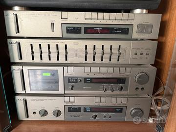 Akai Radio,mangiacassette ,video registratore ecc.
