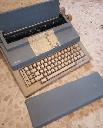 Macchina da scrivere, radio