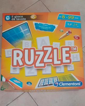 Gioco da tavolo "Ruzzle" Clementoni, mai usato