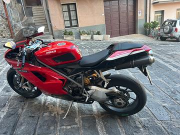 Ducati 848