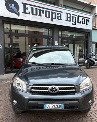 Toyota RAV 4 RAV4 2.2 D-4D 177 CV Luxury
