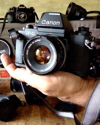 Canon F1 new macchina fotografica analogica