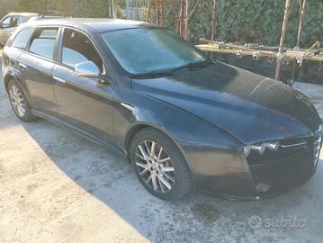 ALFA ROMEO 159 ricambi usati 
