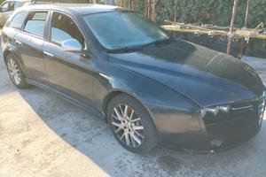 ALFA ROMEO 159 ricambi usati 