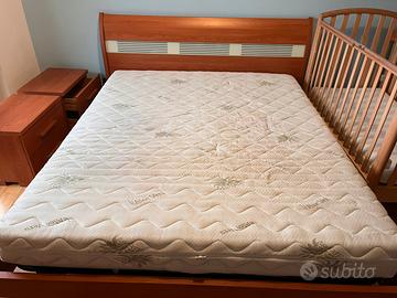 Contorno letto + comodini + Materasso + rete