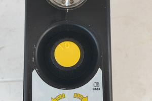 Compressore 12 volt per gonfiare ruote auto 
