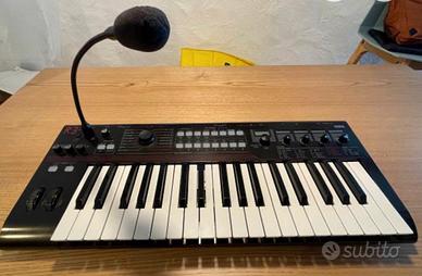 Korg R3 con vocoder