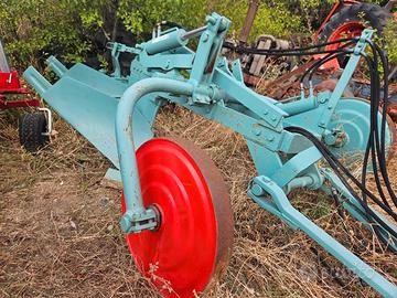 Angeloni B43RH2 - Aratro a due vomeri trainato con