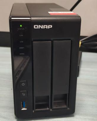 QNAP TS-251+