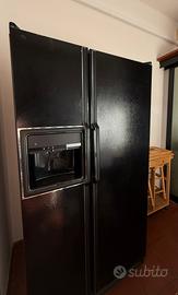 Maxi frigorifero nero