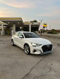 Audi a3 spb 30 tdi Business Advanced