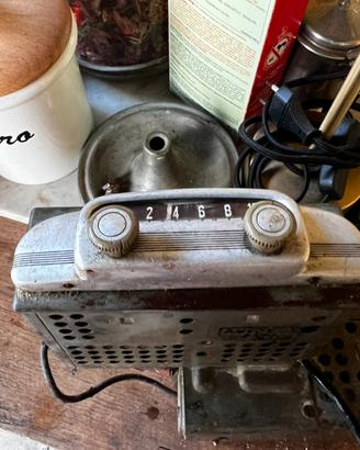 Radio vintage a valvole AUTOVOX