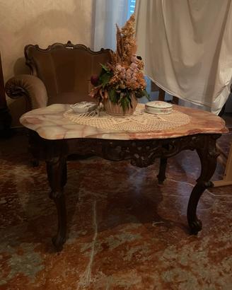 Tavolino vintage in stile barocco