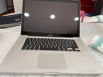 MacBook pro early 2011