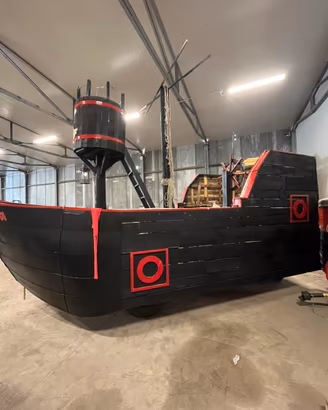 Carro allegorico Pirati