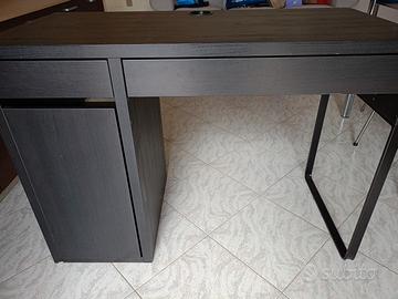 scrivania ikea