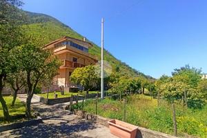 VILLA SINGOLA A GRAGNANO