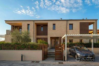 Trilocale con balcone - Castelnuovo del Garda
