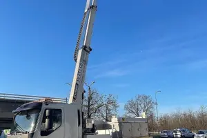 Piattaforma -PARI AL NUOVOO 30 MILA KM -OK PERMUTE