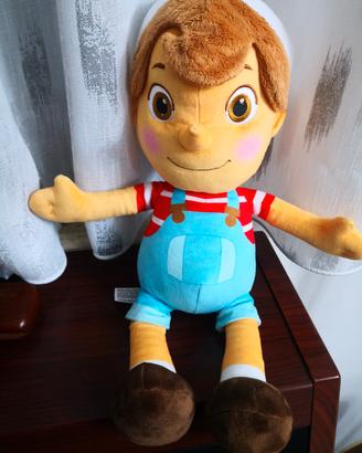 bambola Pinocchio interattivo