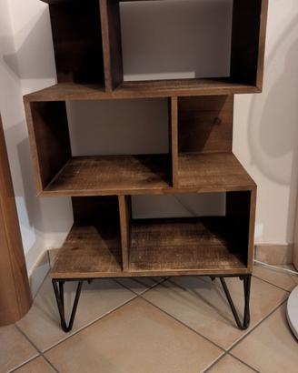 Mobiletto in Legno Casa
