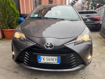 Toyota Yaris 1.0 5 porte Active