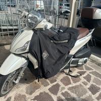 Scooter Piaggio Beverly 300 + accessori