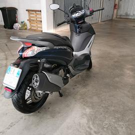 Beverly 350 ie sport Turing 