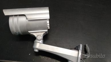 telecamera x esterno non funzionante