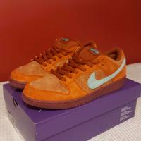 Nike SB Dunk Low Mystic Red Rosewood