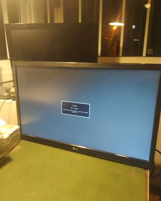 schermo led per pc  lg 22