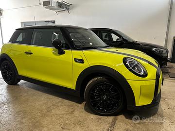 MINI Mini (F56) - 2023