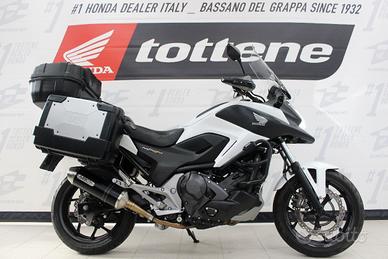 HONDA NC 750 X DCT ABS ACCESSORIATA