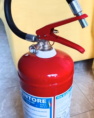 Estintore 6Kg polvere - acq. 6/25, contr. 1/26