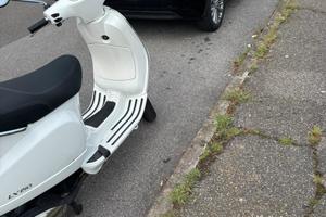 Vespa piaggio lx 150