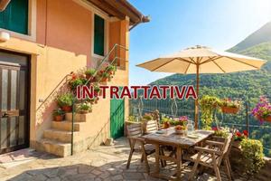Rustico / Casale di 115 m² con 5 locali e box auto