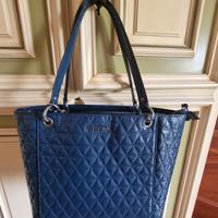 Guess shopper 
